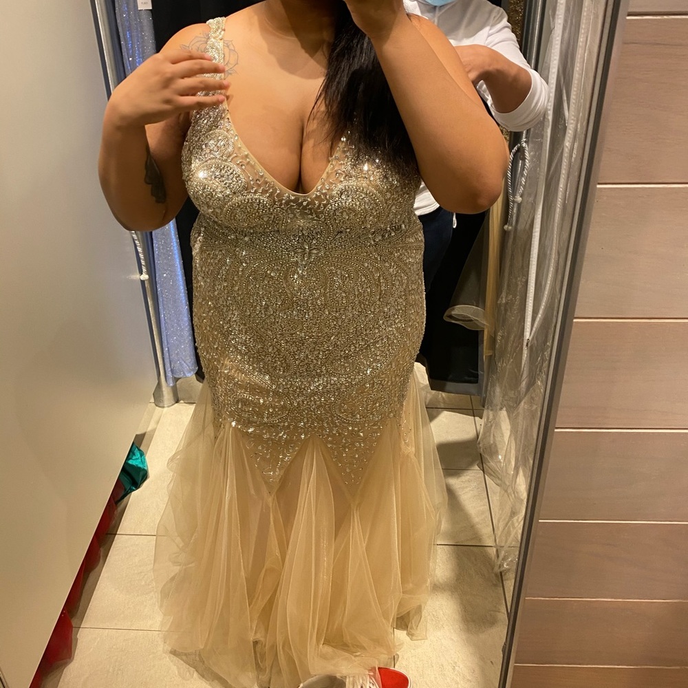 Adored Mermaid Style Prom Dress